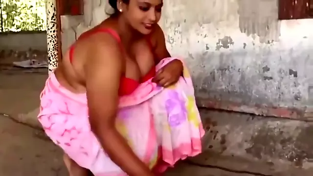 Mlade Amaterky, Mladá Teta, Prsatá Teta, Velká Prsa Milf, Velké Kozy, Velky Kozy A Zadky, Kozy
