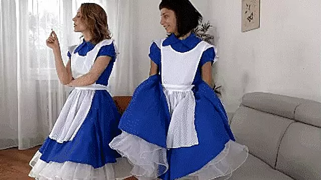 You don't know how to escape under the skirts of the two Alices ! ( 2 PART MP4 - MOBILE VERSION )