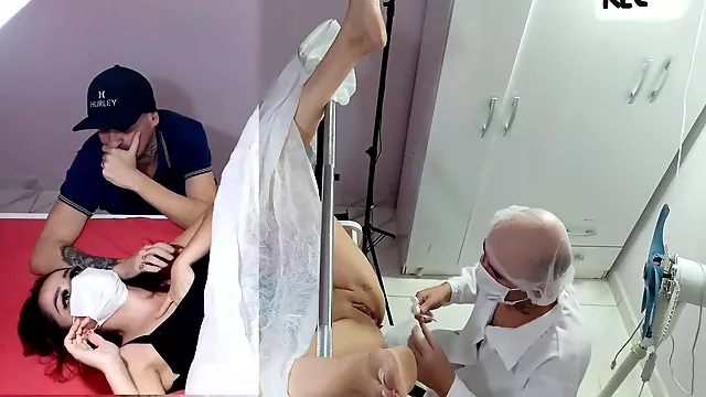 Medico Examina Esposa Quente De Tesao E Marido Corno Nao Compreendeu! 11 Min
