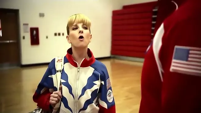 Beroemdheid Met Dikke Tieten, Babe Grote Tieten, Blond Dikke Tieten, Babe Borsten, Blond Met Tieten