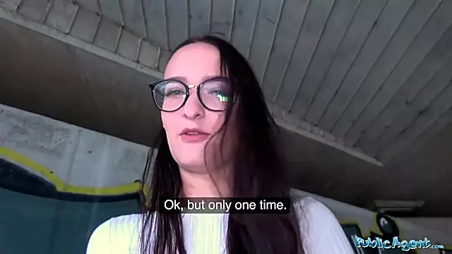 Amator Sex Plener, Amatorka Obciąga, Casting Owłosione, Publiczne Castingi, Czeskie Publiczny