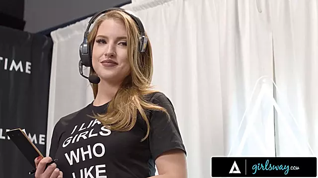 Girlsway - secretary Octavia Red s lustful stare kindles Kenna James s Sneaky Sex before interview