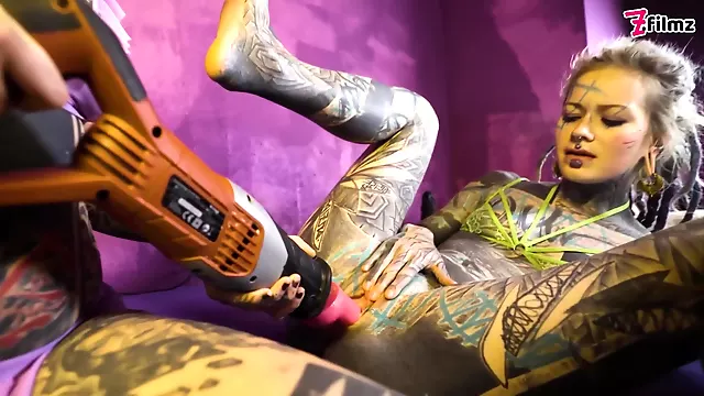 Hubene, Blondýnky Anal, Sestřih Anal, Prsa Anal, Blondyny, Blondýny Lesbičky, Hubeny Blondyny