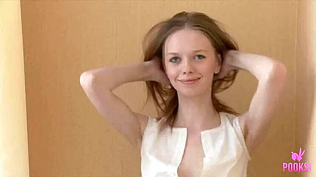 Orgasmus, Teen Arsch Solo, Titten Anfassen, Solo Teen Masturbiert, Sexy Nippel, Perfect Brünette Teen