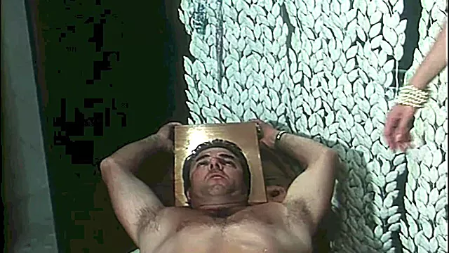 سکس گروهی تو باشگاه, از پشت, دوبل بین نژاد, دو نفوذ میلف, انال مودار بین نژادی, بین نژادی, لزبین بین نژاد های مختلف