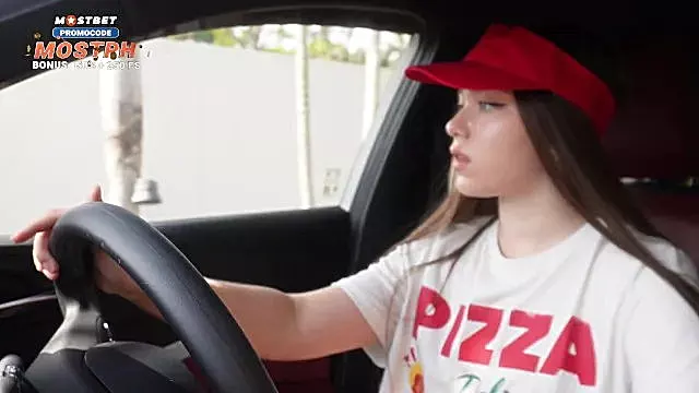 Creampie, Creampie Missiinary, Livrare Pizza, Orgasme, Orgasm Femei, Orgasm Puternic Efeie