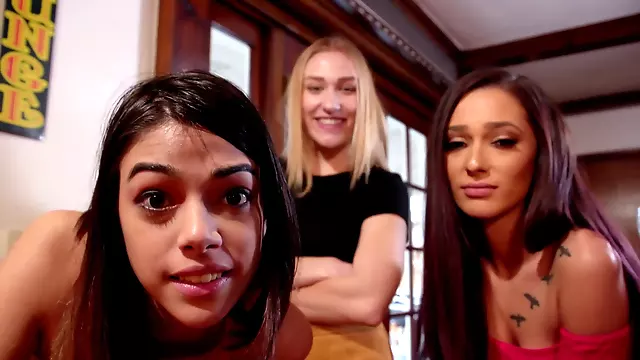 Milki Lesby, Teen Blond Velky Kozy, Blond Na Orgasmus, Mladá Blondýnka, Velké Kozy Párty, Vysoká Škola Strany