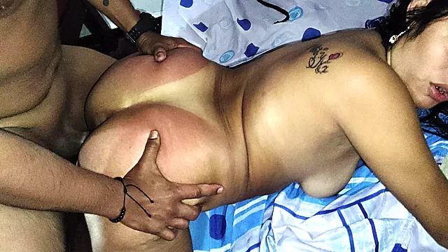 حمام اماتور, اماتور, شوهر آماتور, سکس داگی درحمام, زن چاق ایرانی اماتور, زن سیاه چاق, زن و شوهر
