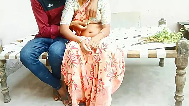 Today I Fucked Yoursoniya Bhabhi From Behind On The Cot Outdoor Sex On The Cot -viral Video