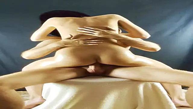 Corridas Internas, Aceite, Corrida Interna A Nena, Corrida Interna Sexo Duro, Creampie Hermanastra
