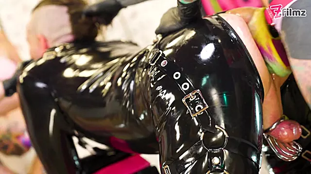 Foursome Amaturs, Amatorki, Femdom Domina, Dominacja Kobieca, Ostre Double, Niemieckie Orgie