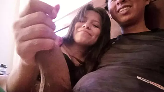 Amateur Latina Teen 18yo Fucks Her Clothes Seller Friend - Homemade Hotel Sex