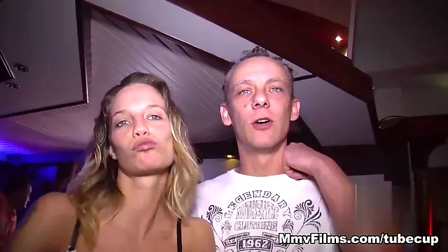 Liderlig Moden Kvinde, Svinger Og Gruppe, Sperm På Bryster, Orgie, Patter, Strømper Milf Store Bryster