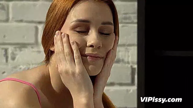 ساک زدن کلوزاپ, ساک زدن ناز, اسباب بازی پسر, شاشیدن تو دهن, کوس اسباب بازی, ریختن منی در واژن