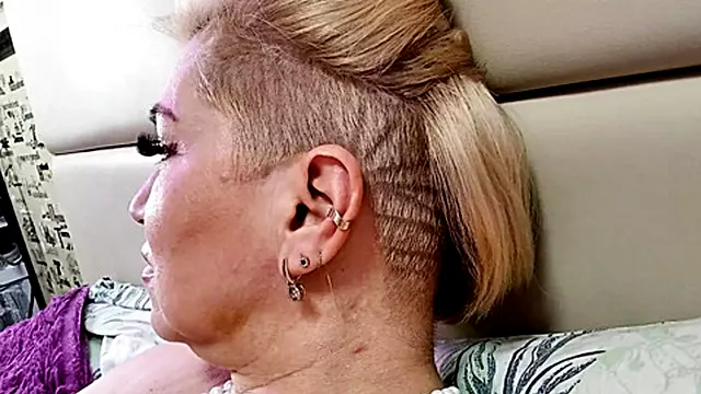 Hængt I Bryster, Granny Stor Pik, Luder Blowjob, Kone Sutter Pik, Kæmpe Pik Granny, Ride Bedstemor