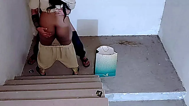 Coños 18 Años, Fumando, Pareja Anal, Medias Anal, Madre Anal, Palmadas En El Coño, Jovencitas De 18