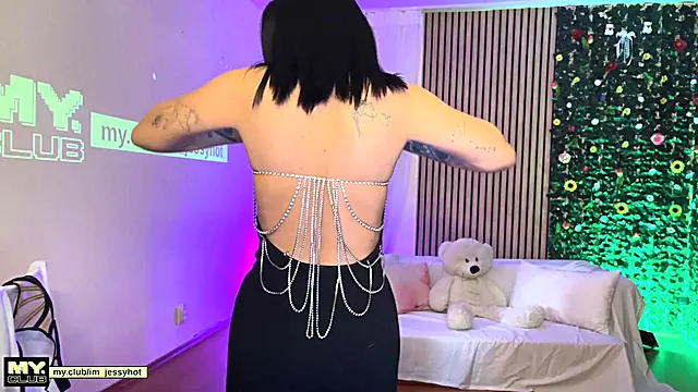 Amatör Göğüs, Amatör Göğüs Show, Büyük Göt Dansi, Siyah Iç Çamaşırı, Zenci Esmer, Sıcaktan Soyunma