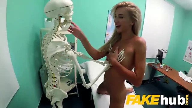 Papa M Encule Amateur, Equitation Amateur, Sexy Blondes Russian, Blonde Avale, Visite Medicale