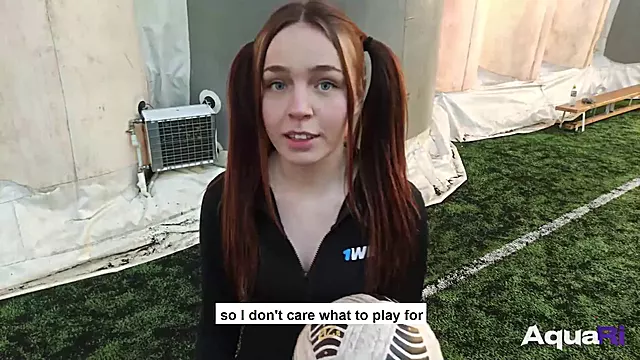 Göt Domaltip Sikme, Derin Boğaz Sakso, Kumral Doggy, Futbolccu, Money, I Know That Girl, Kacasinin Yaninda