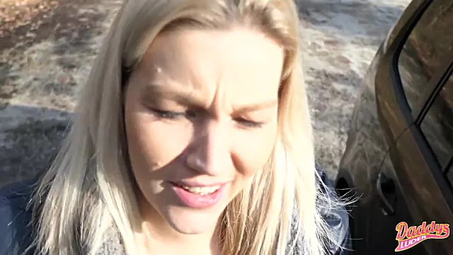 Amateur Öffentlich, Outdoor Blasen, Deutsche Frau Orgasmus, Deutsch Orgasmus, Deutsch Öffentlich
