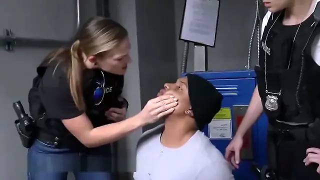 BLACK PATROL - Purse Snatcher Learns A Lesson From Dominant Female Cops