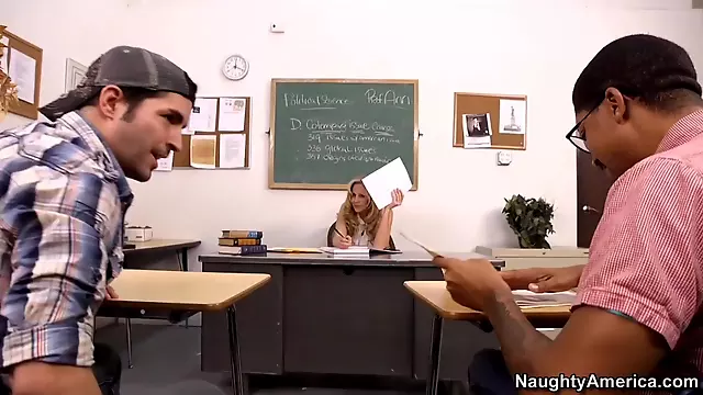 سینه بزرگ بلوند, ساک زدن کیر بزرگ, بلوند جوراب ساق بلند, بلوند تراشیده, سینه بلوند, ساک زدن سینه