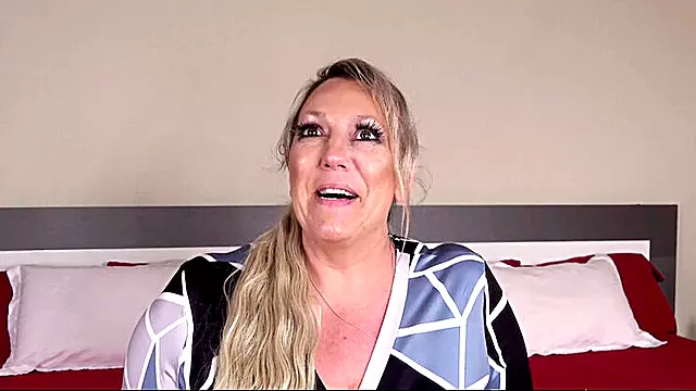 Desperate MILF Foxxxy Darlin & Venus Rising Take Huge BBC for Cash - Rough Hardcore Fuck