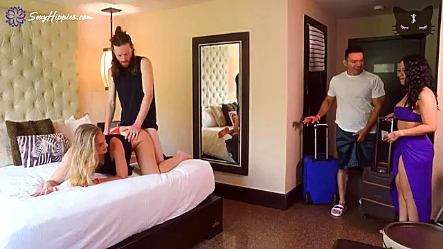 Watch Ravishing Sexyhippiess Sex