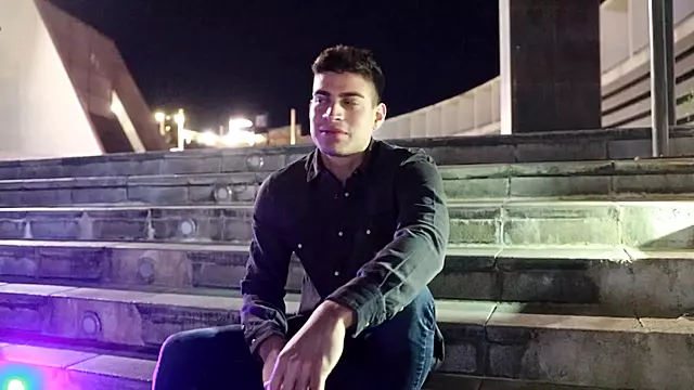 Tetas Grandes Follando, Tetonas Follando En Público, Tetas Morenas, Exhibicionismo Publico