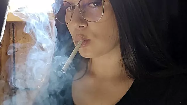 Bumil Rokok, Prancis Sexy, Cantik, Rokok Hot, Legging