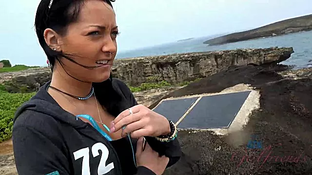 Gabende Kusse, Sorte Kommer, Sorthåret Fisse, Kommer Op I Fissen, Sprøjt I Min Kæreste, Sperm I Håret