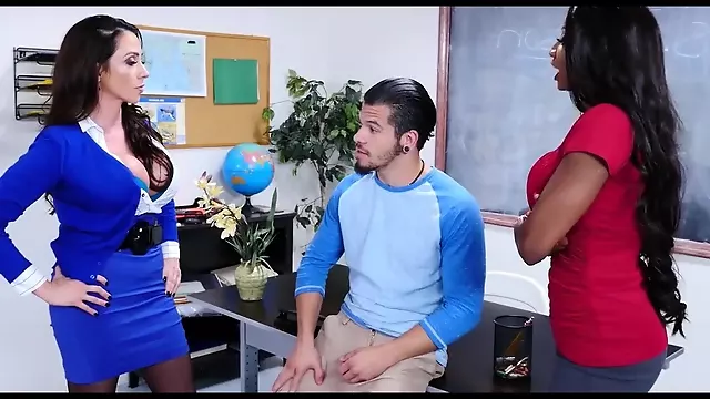 SHOCK! Prostitute MILF Hates Ass Punishment By Son