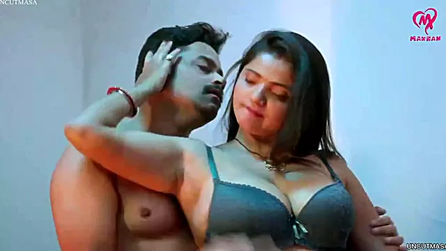 Yam-sized Knockers Priya Bhabhi