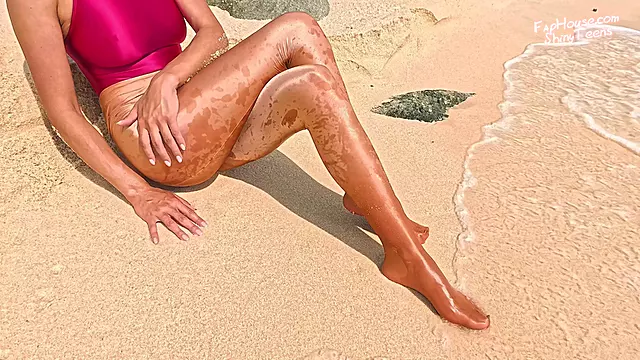 918 Gold Spandex Pantyhose and Link Swimsuit on the Beach