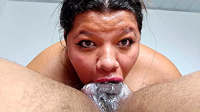 Gorge Profonde Amateur, Amatrice Latina, Missionnaire Amateur, Amatrice Nude, Orale Amateur