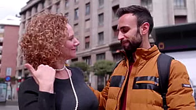 Veliki Kurac Amateri, Amatersko Lizanje, Velike Sise, Lizanje Kurca Cucki, Mama Pusi Kurac