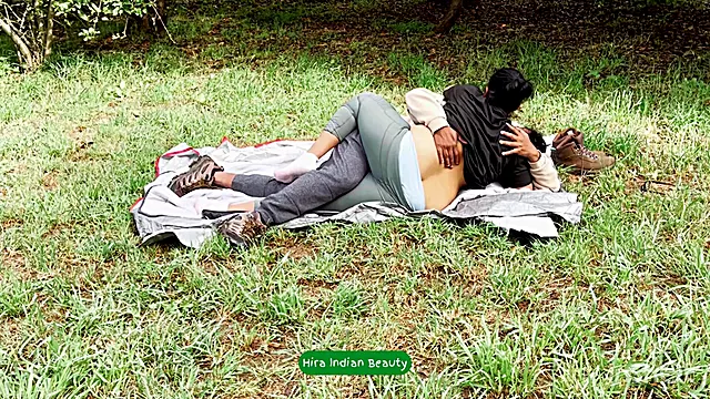 Daring Indian MILF Hira Outdoor Romance with Naked Ass Pressing, Cuddling Love Making