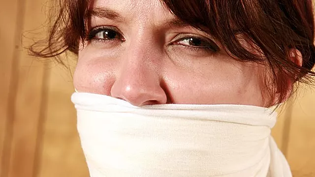 Perbudakan Sex Di Kelas, Wanita Diikat, Di Ikat Tali, Diikat Kuat, Stoking Gagged, Celana Ketat Wanita