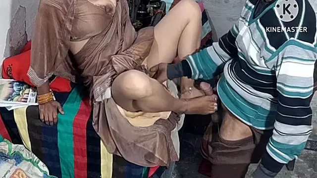 Amatör Esmer, Tüylü Amatör, Ayak Fetiş, Ilk Kıllı, India Feet, Kol Altları Bol Kıllı Hanımlar Porno