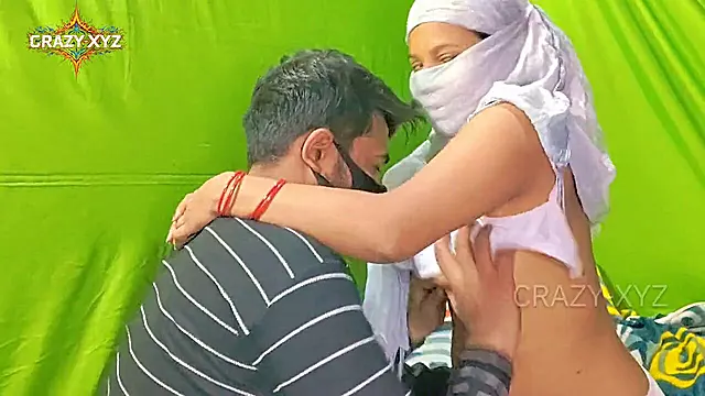 Slim Indian babe Crazy-Xyz gets down and dirty