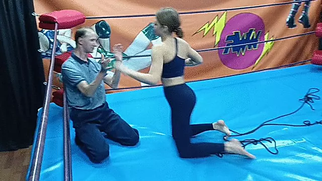 Bondage Reb, Bundet Brunette, Hot Brunetter, Brydning Mix