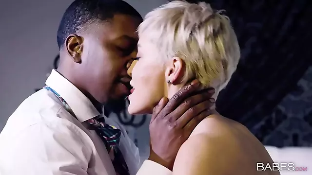 Black Big Zrale Zeny, Prsate Milfky, Príťažlivá Milfka, Velke Prsia, Krásky S Prírodnými Prsiami