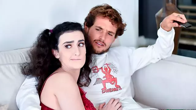 از کون, فیلم سکس آنال ساک زدن عمیق, کم سن از کون, ساک زدن عمیق حلق, دهنی سبزه, سکس با دهان عمیق