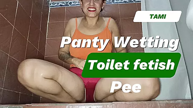 Woman In Clothes, Zene Gacice, Gacice Moj Fetish, Ponizena Javno, Gacice, Fetiš Piša, Pišanje Javno