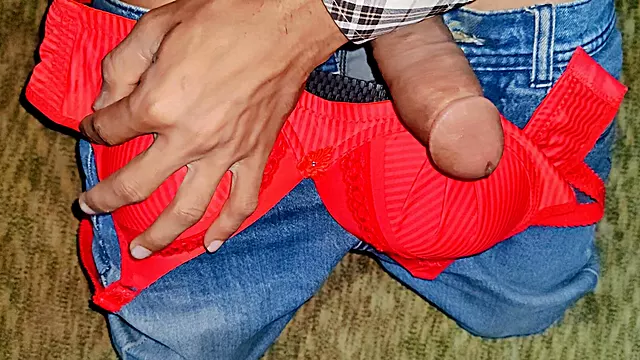 Tocando Polla, Polla Sola, Mi Novia Me Pajea, Novia Casera, Amigas Masturbandose, Handjobs Caseras