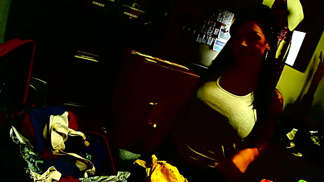 Slutty dark haired chola is eager for some hard fucking