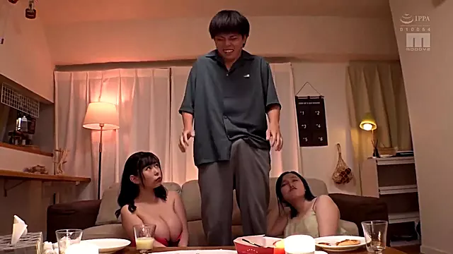 UPup7 Cuteeeee Asian cooooool WOWOWOW