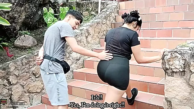 Hot Colombian MILF Samanthaa rides and sucks big cock in rough homemade sex - HD porn in Spanish