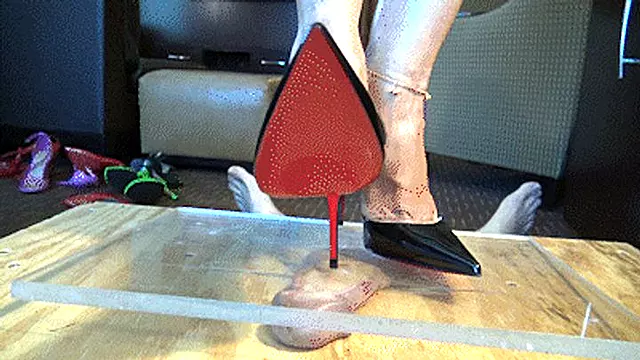 Cfnm Film, Pik Pumpe