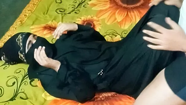 Asien 18, Hausgemachte Amateure, Asia Titten, Mutter Und Mädchen, Mit Hijab, Missionar Homemade